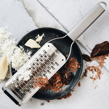 Load image into Gallery viewer, Ribbon Grater Steel Handle Professional Series