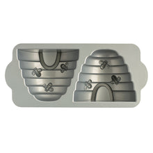 Load image into Gallery viewer, Nordicware Beehive Bundt® Pan
