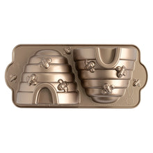 Load image into Gallery viewer, Nordicware Beehive Bundt® Pan