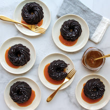 Load image into Gallery viewer, Nordicware Swirl Bundlette® Pan