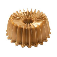 Load image into Gallery viewer, Nordicware Brilliance Bundt® Pan