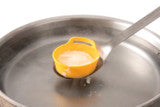 Load image into Gallery viewer, Chef&#39;n Poachster™ Egg Poaching Pods with Separator
