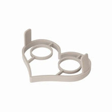Load image into Gallery viewer, Heart Silicone Egg Rings /9cm
