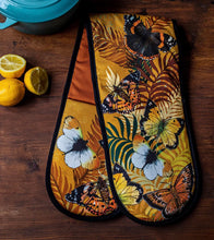 Load image into Gallery viewer, Oven Gloves Illustrated by Dollyhotdogs
