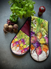 Load image into Gallery viewer, Oven Gloves Illustrated by Dollyhotdogs
