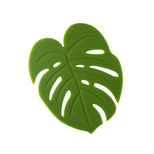 Load image into Gallery viewer, Trivet Silicone Monstera
